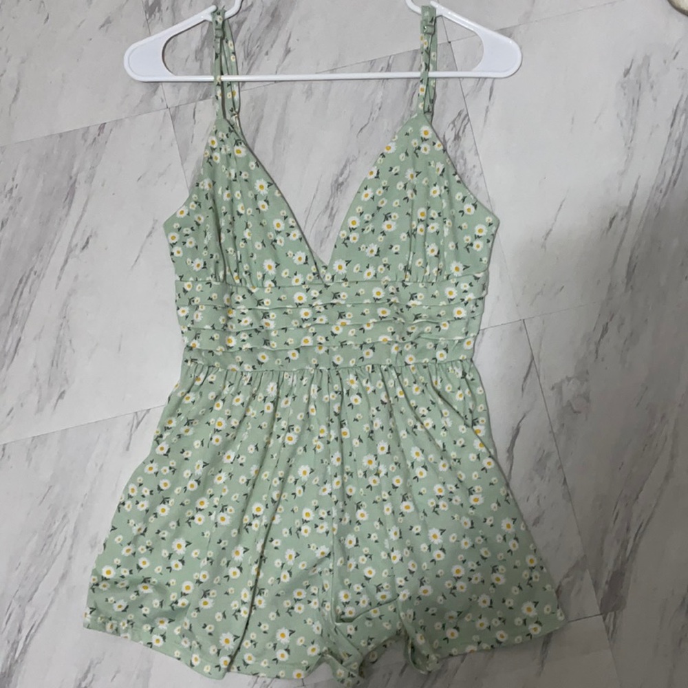 Spring romper - Picture 2 of 4